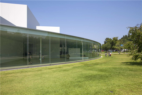 妹岛和世|“环境与建筑”的明净世界