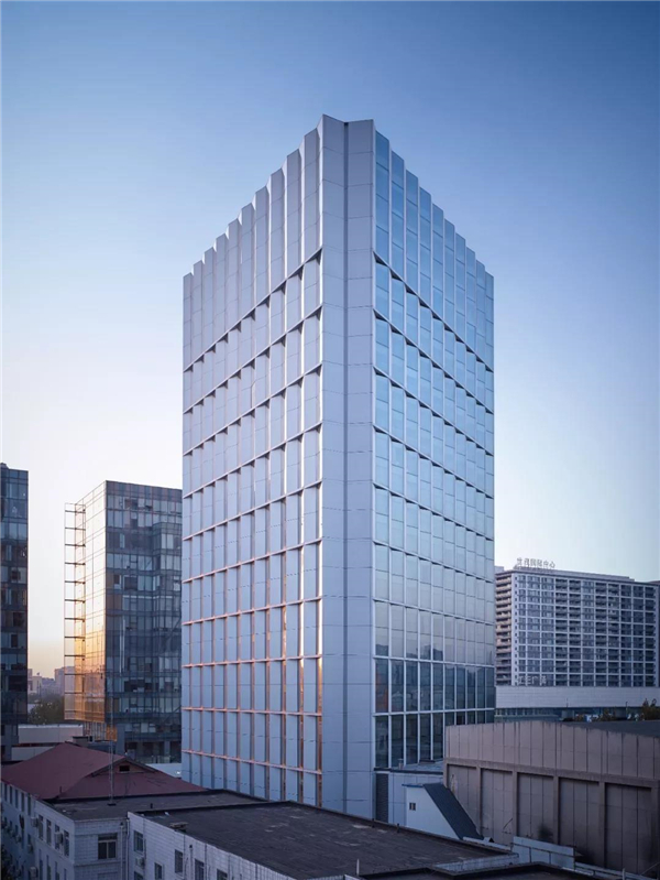 昔日北京城市饭店变身三里屯商圈网红景点